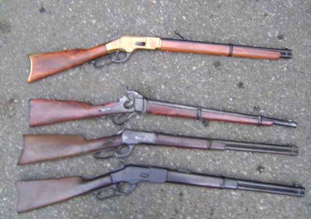 replicaandrubberrifles.jpg
