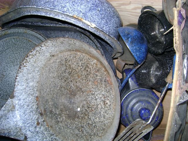enamelcookware.jpg
